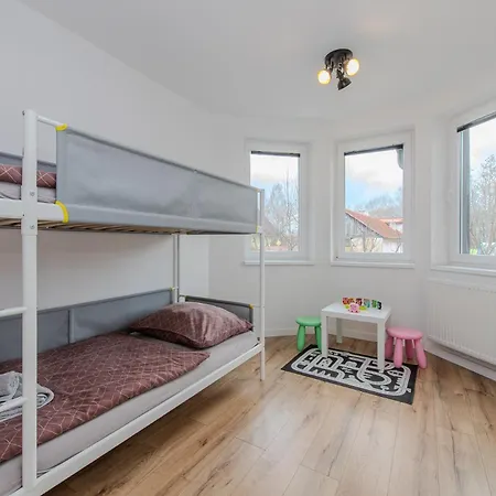 Alavia * Vel'ka Lomnica