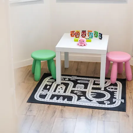 Alavia * Vel'ka Lomnica