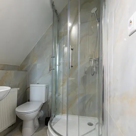 Apartament Alavia *